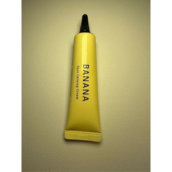 shaishaishai - BANANA Spot Calming Cream - Color Yellow 15g - Picture 1 of 4